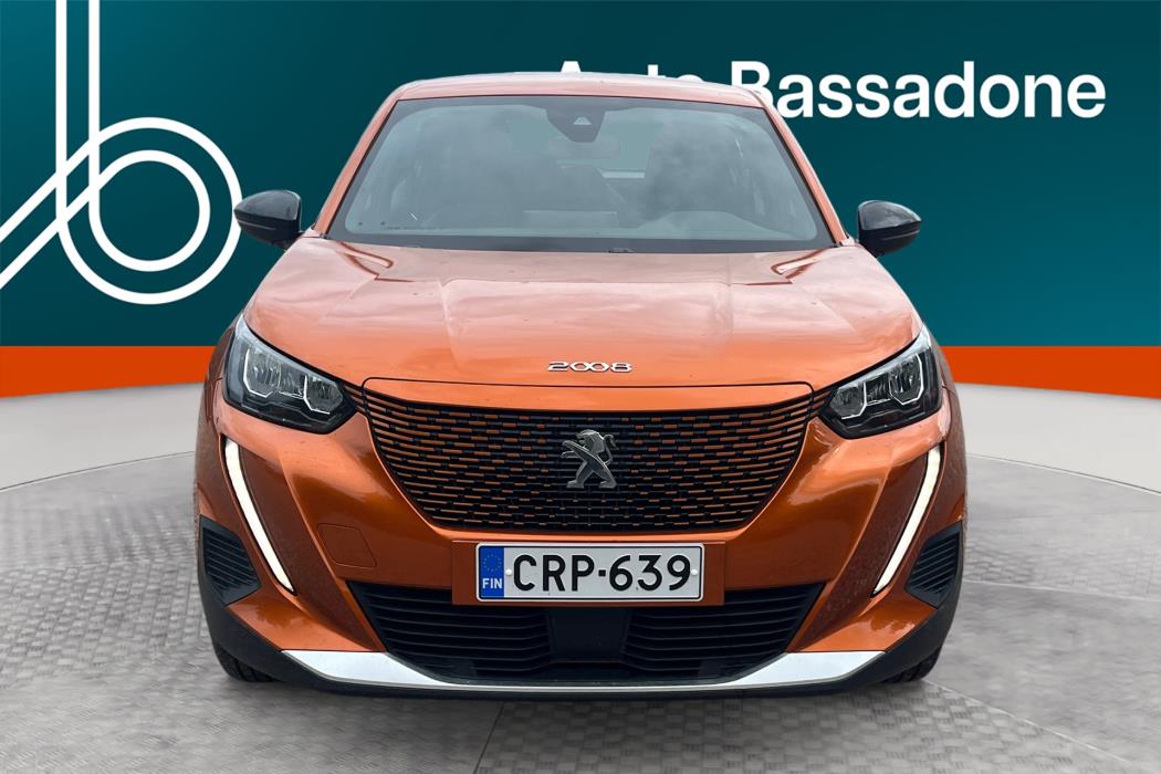 PEUGEOT e-2008 2023