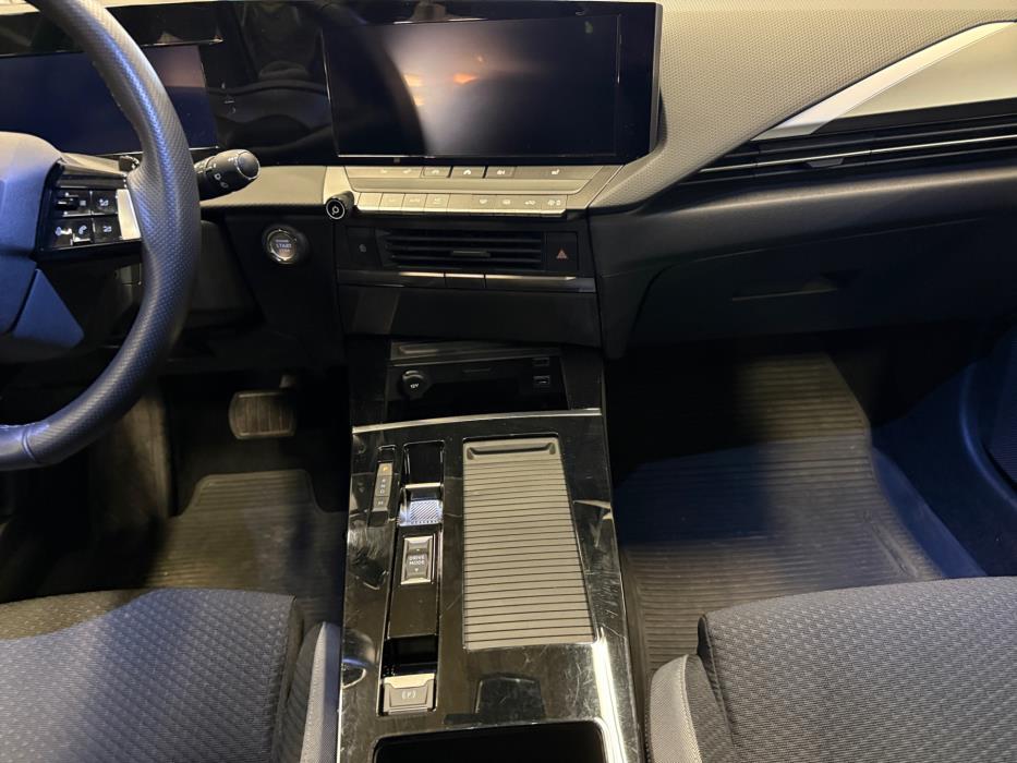 Opel Astra 2024