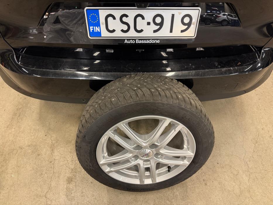 Opel Astra 2024