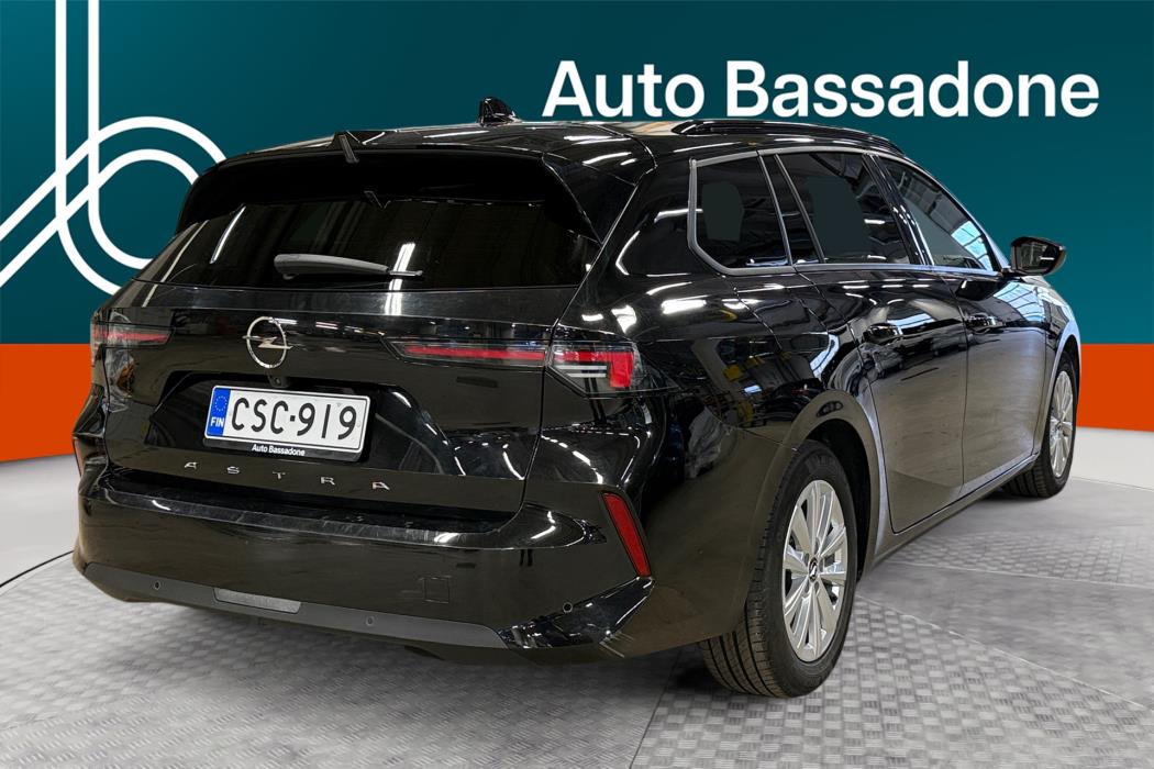Opel Astra 2024