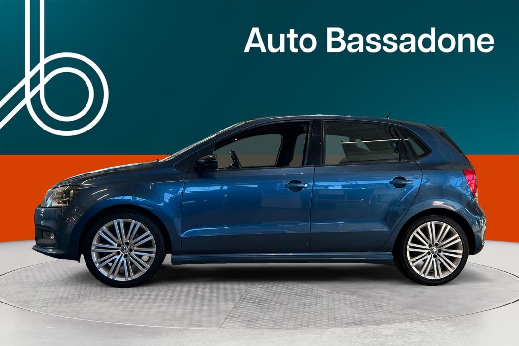 VOLKSWAGEN Polo 2014