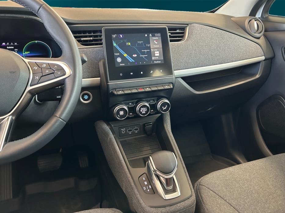 RENAULT Zoe 2024
