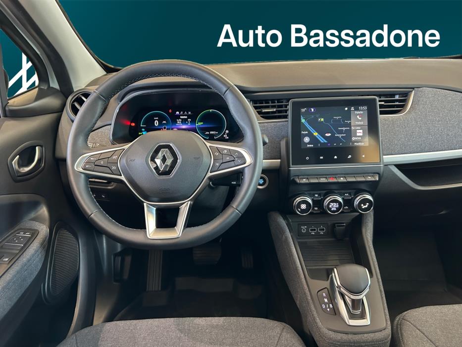 RENAULT Zoe 2024