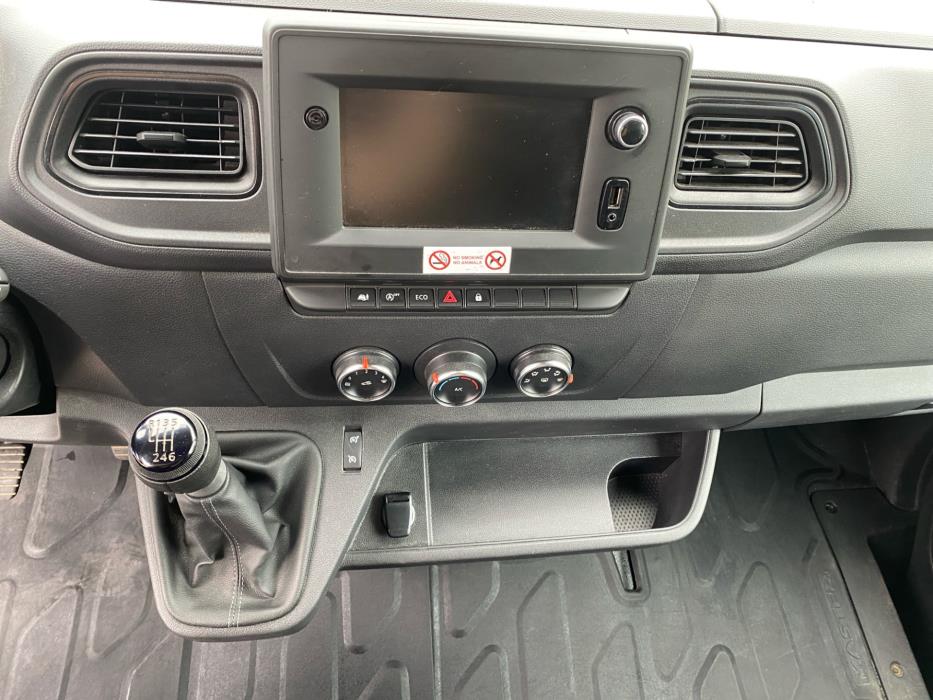 RENAULT Master 2023