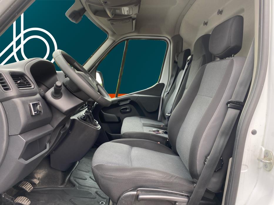 RENAULT Master 2023