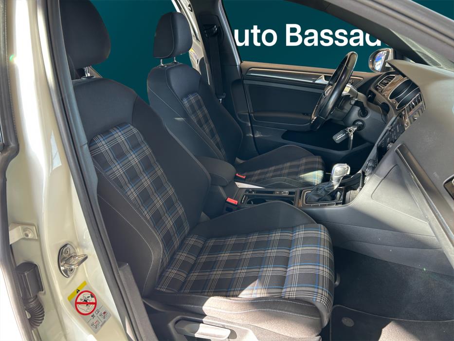 VOLKSWAGEN GOLF 2018