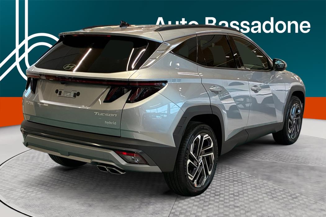 Hyundai TUCSON Hybrid 2026