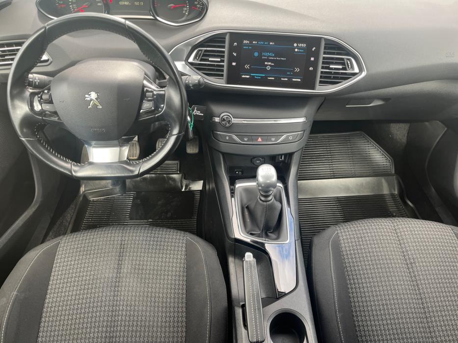 PEUGEOT 308 2019