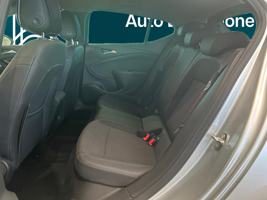 OPEL Astra 2019