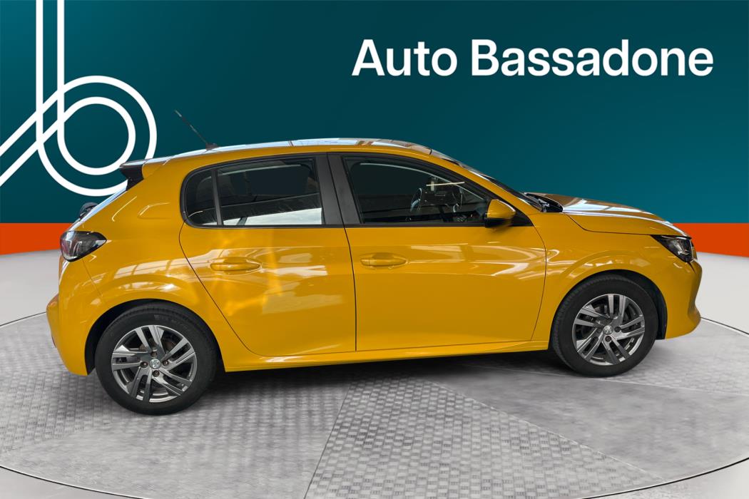 PEUGEOT 208 2022