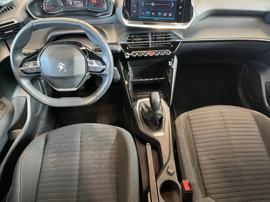 PEUGEOT 208 2022