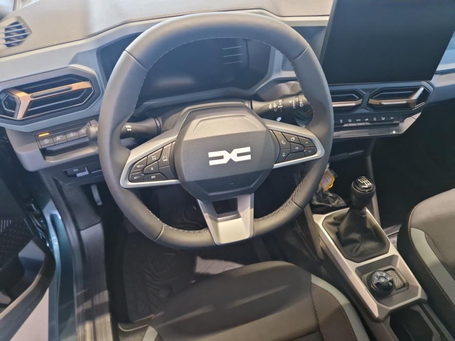 Dacia Duster 2025