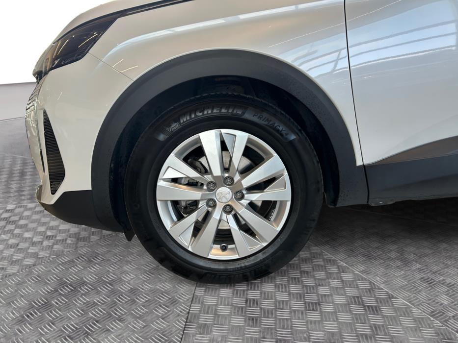 PEUGEOT 3008 2021