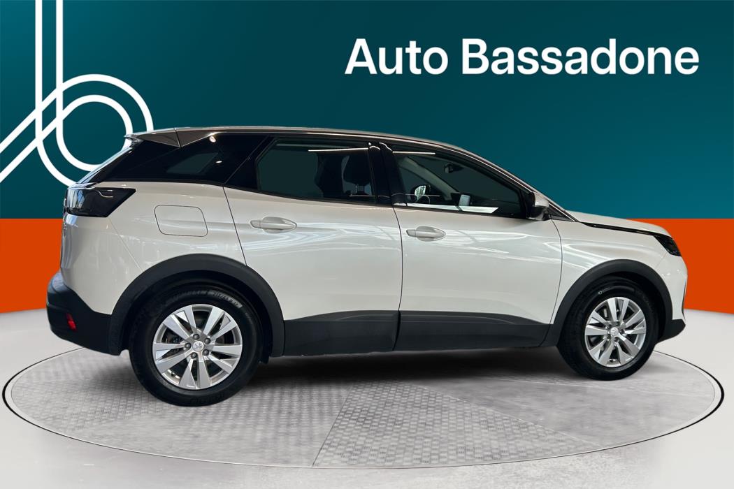 PEUGEOT 3008 2021