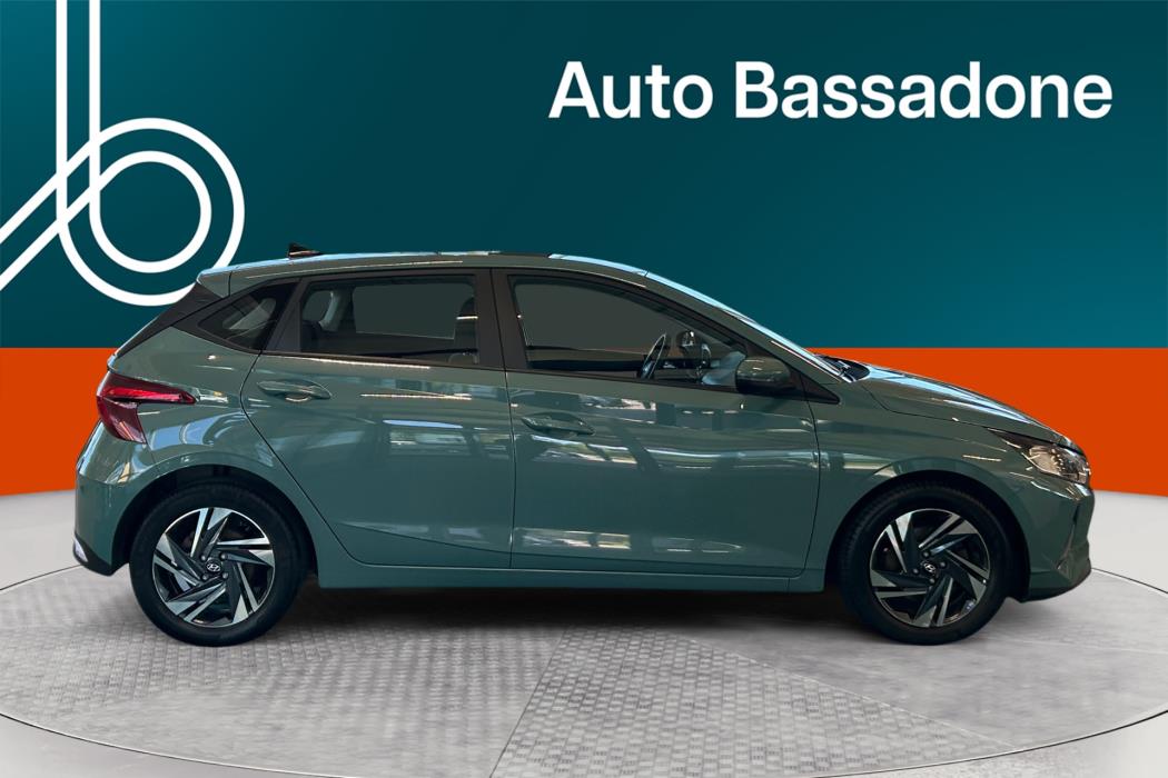 HYUNDAI i20 Hatchback 2022