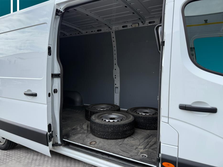 RENAULT Master 2023