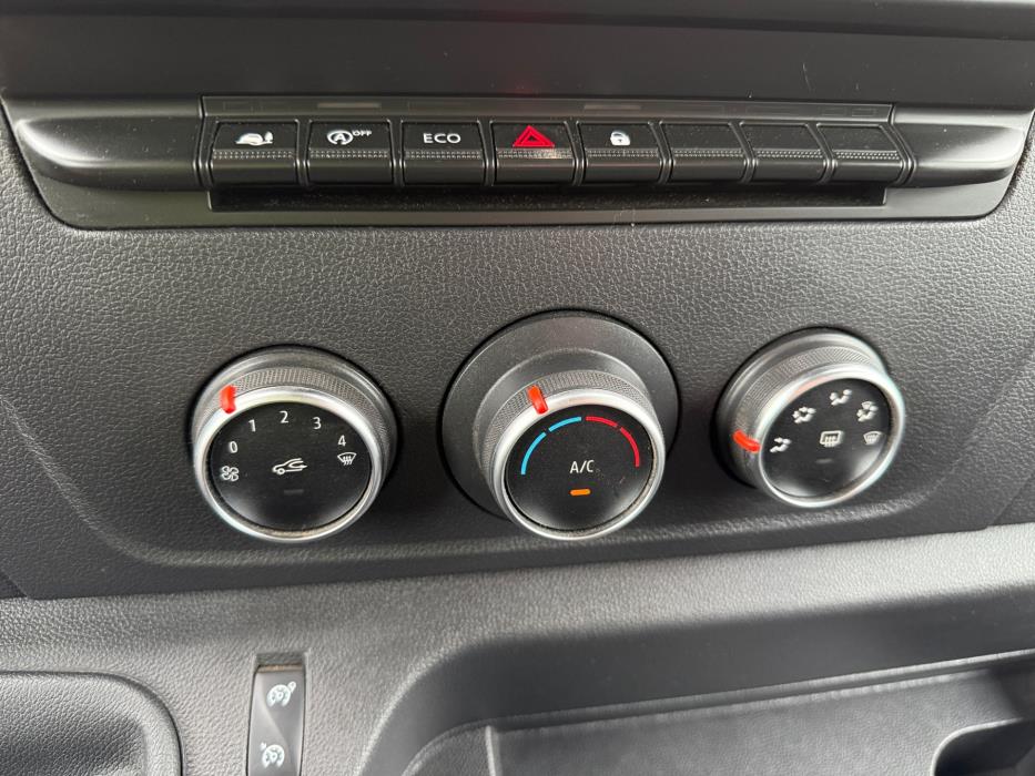 RENAULT Master 2023