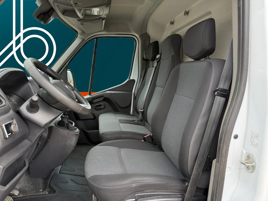 RENAULT Master 2023
