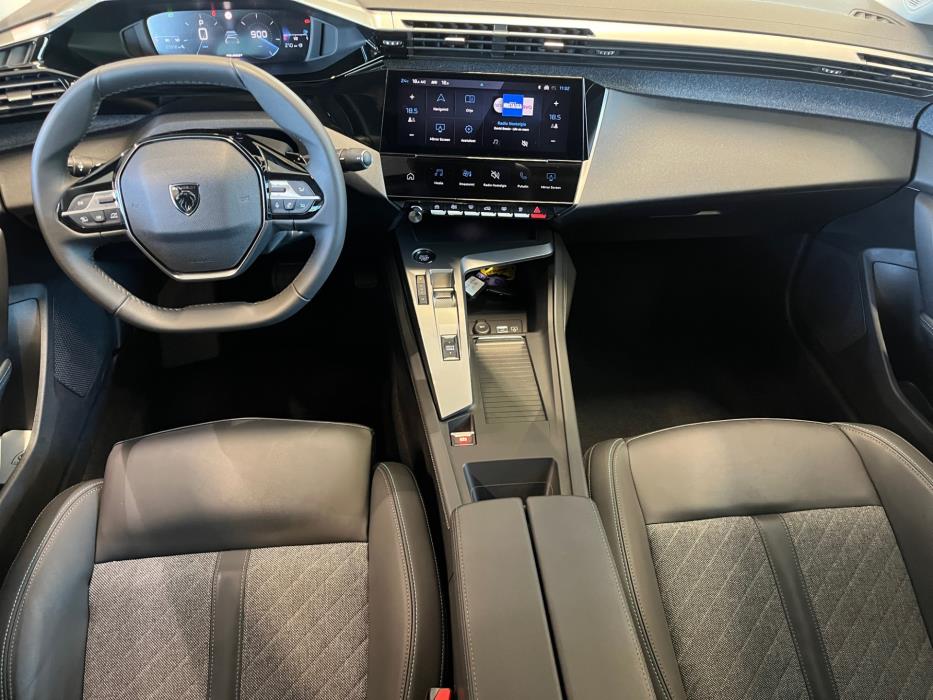 PEUGEOT 408 2024