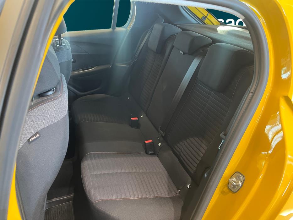 PEUGEOT 208 2020