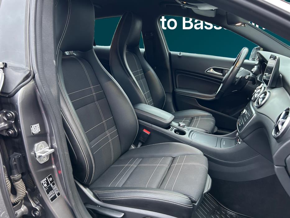 MERCEDES-BENZ CLA 2016