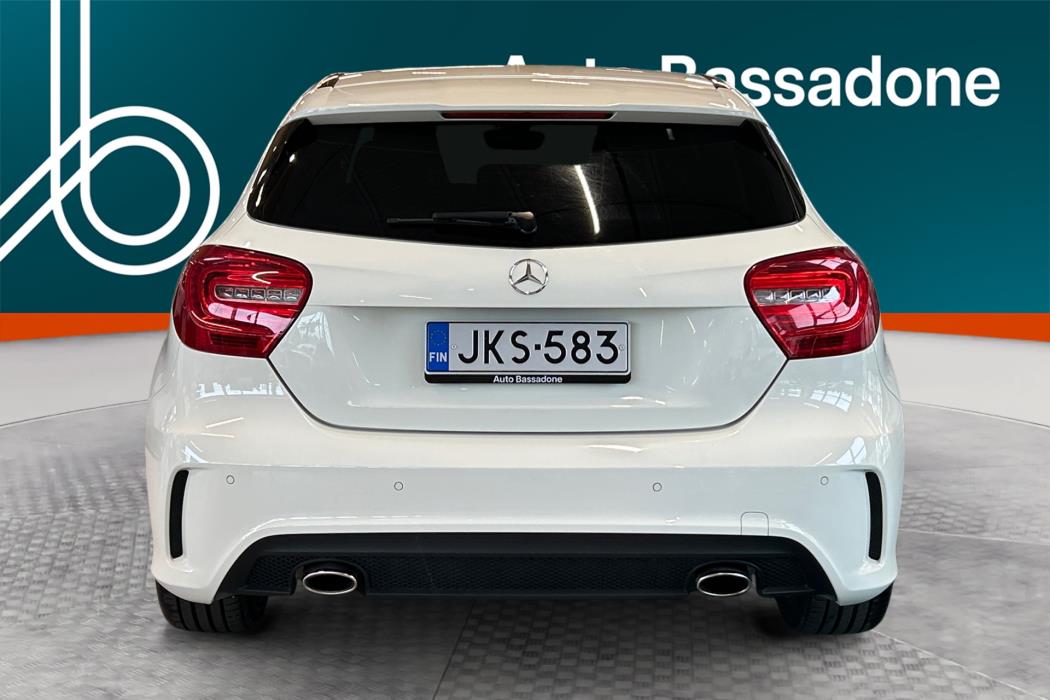 MERCEDES-BENZ A 2014