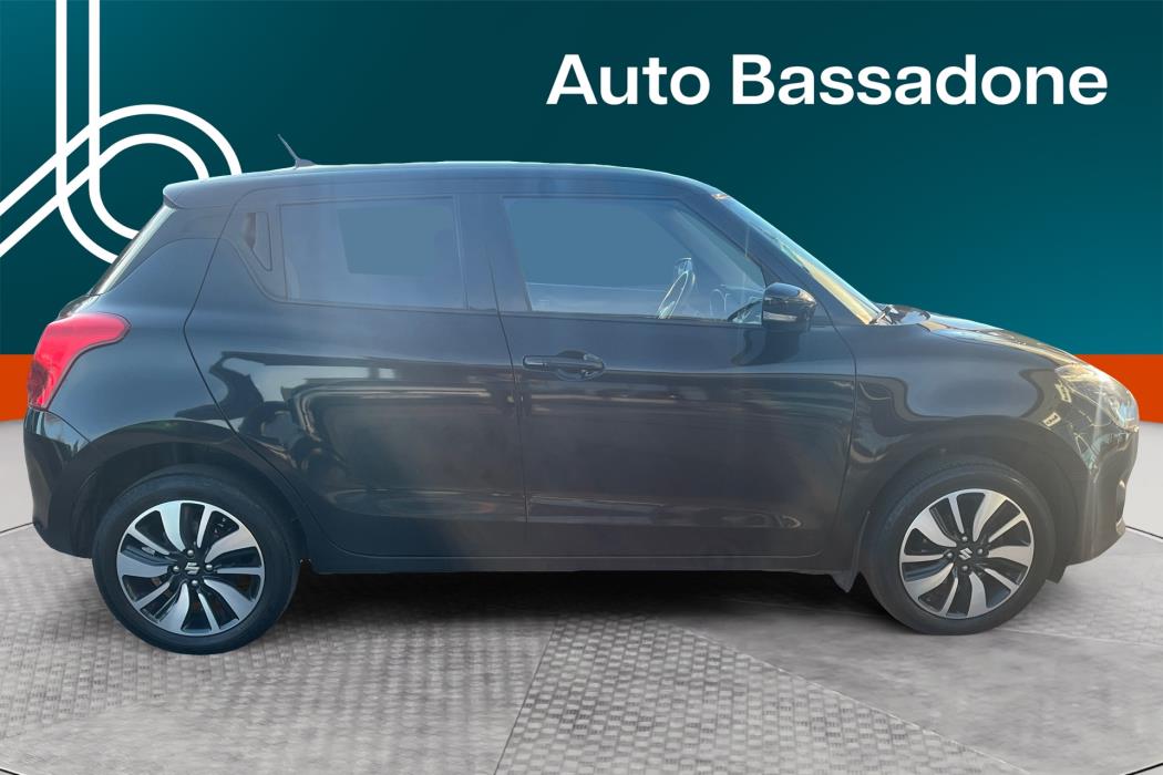 SUZUKI Swift 2020