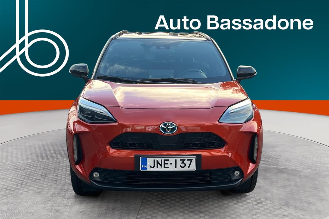 TOYOTA Yaris Cross 2023