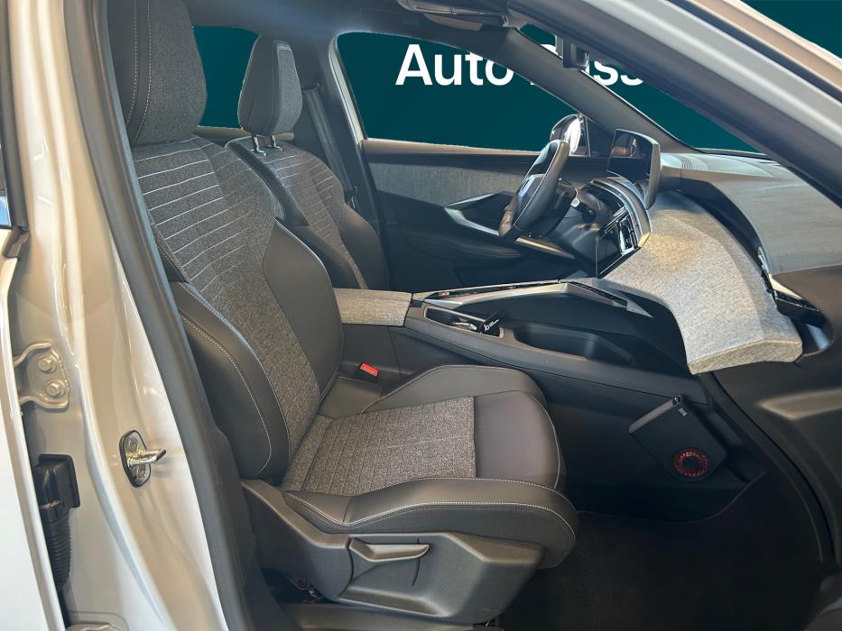 PEUGEOT 3008 2025
