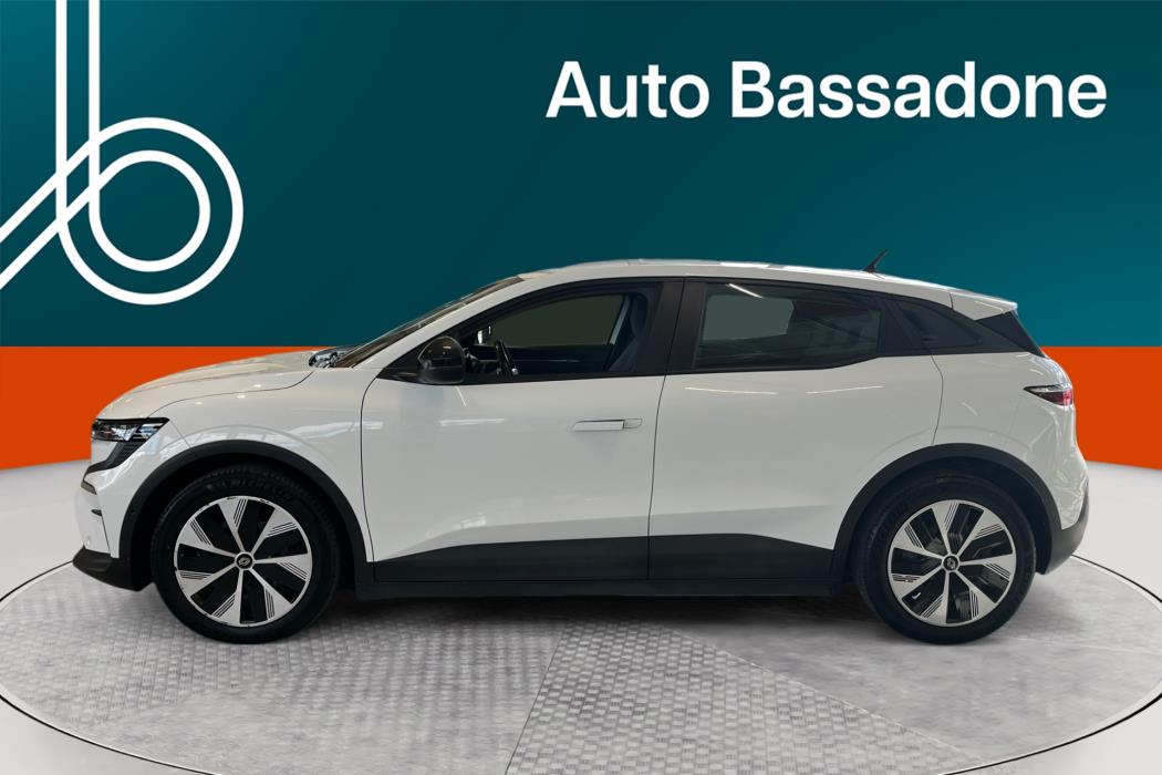 RENAULT Megane 2023