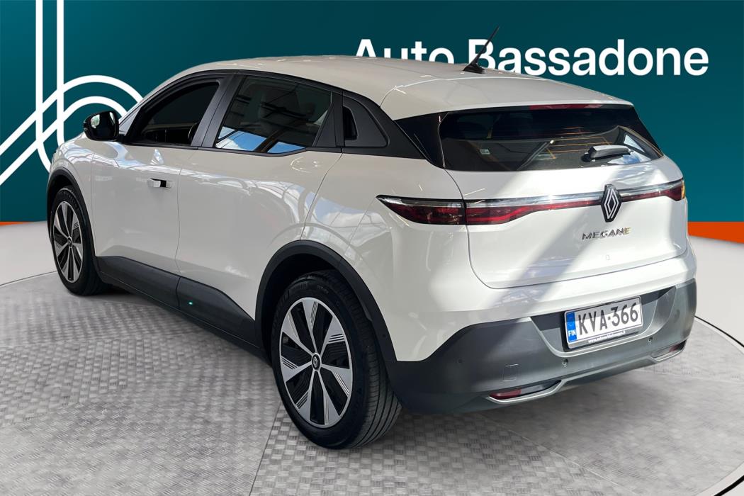 RENAULT Megane 2023
