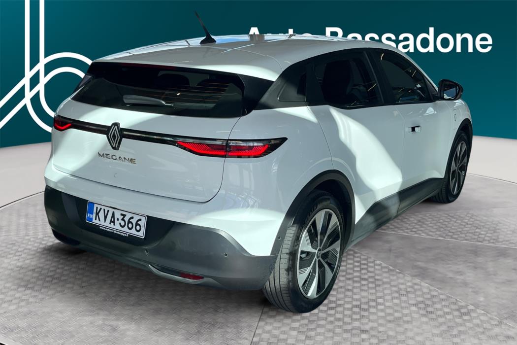 RENAULT Megane 2023