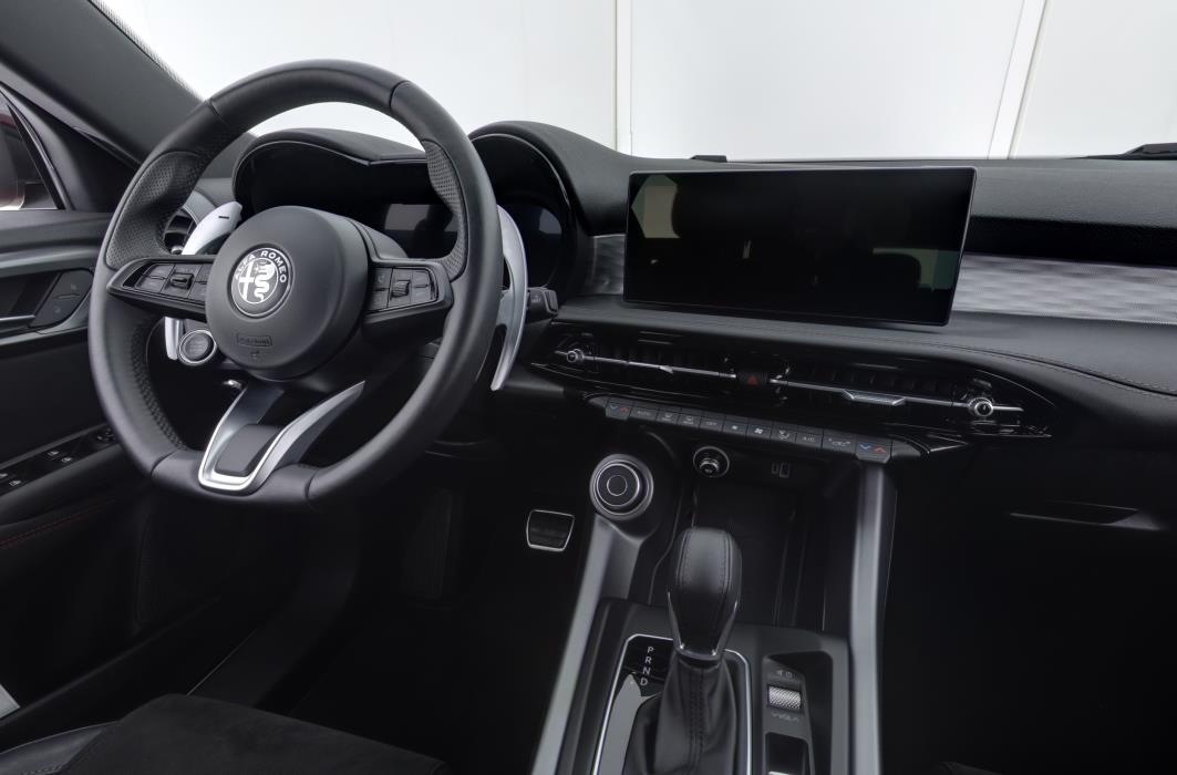 ALFA ROMEO Tonale 2023