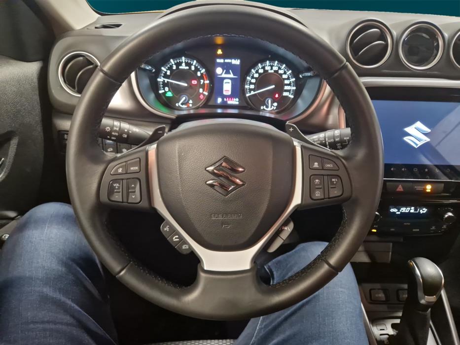 SUZUKI Vitara 2025