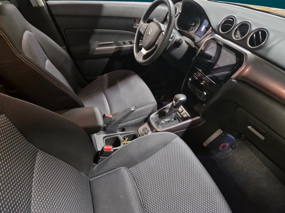 SUZUKI Vitara 2025