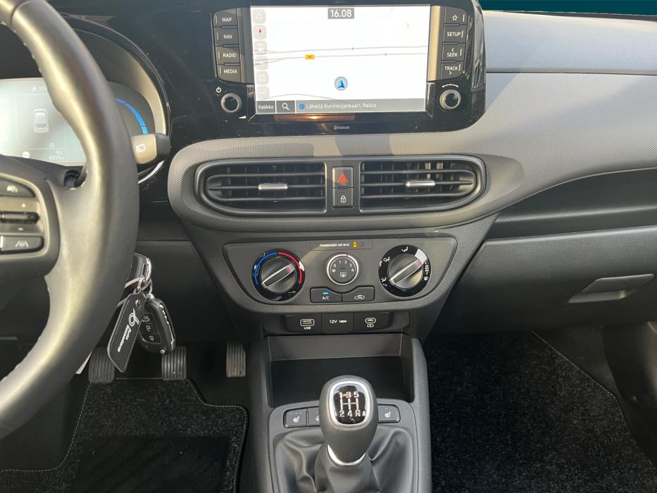 HYUNDAI I10 2024