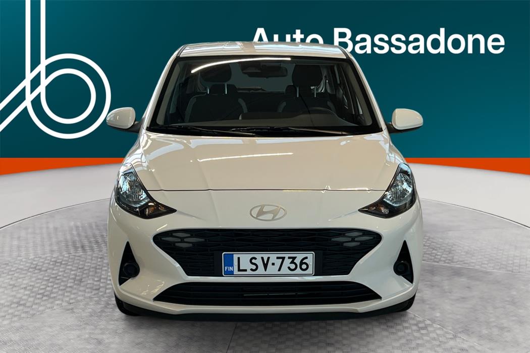 HYUNDAI i10 2024