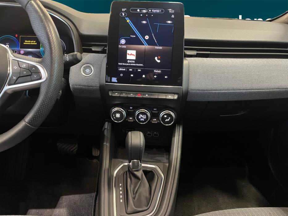 RENAULT Clio 2023