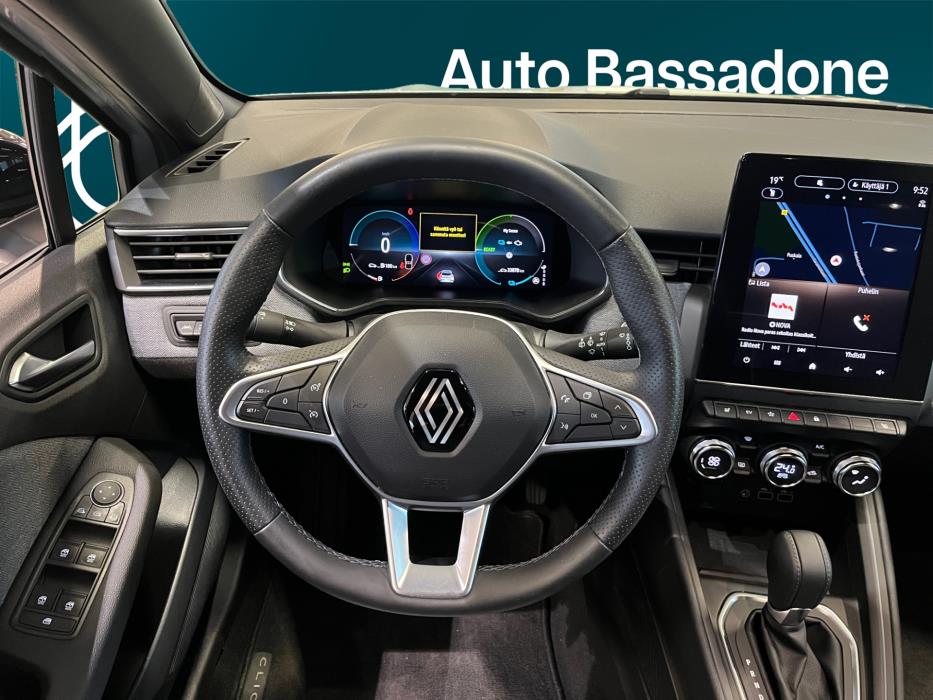 RENAULT Clio 2023