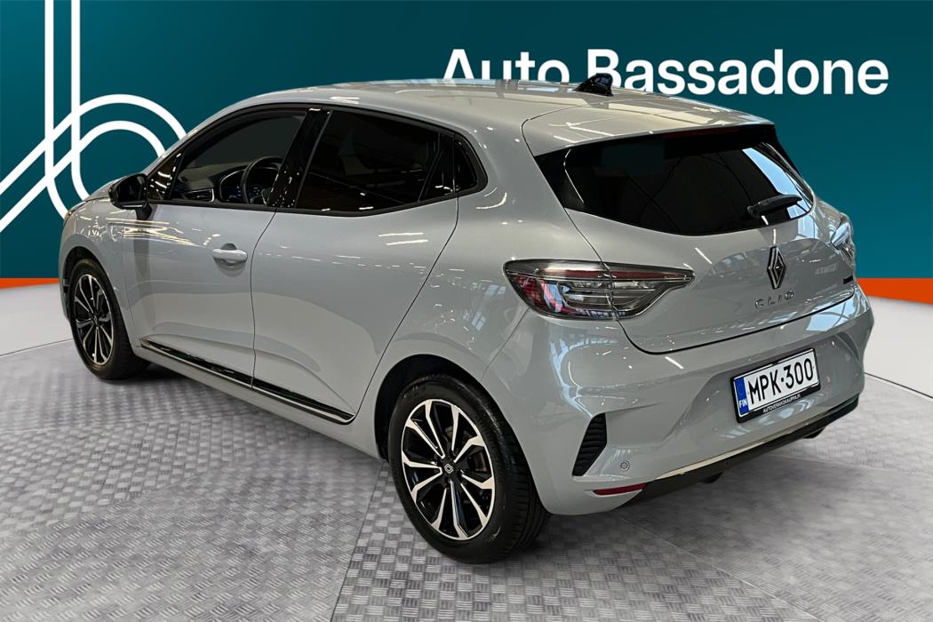 RENAULT Clio 2023