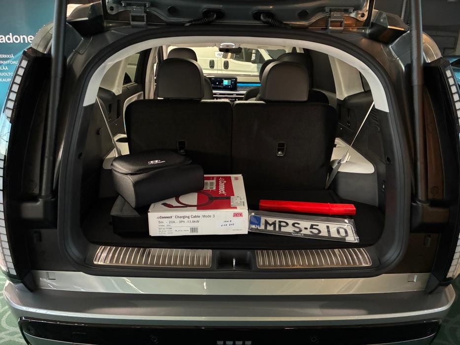 Hyundai IONIQ 9 2025