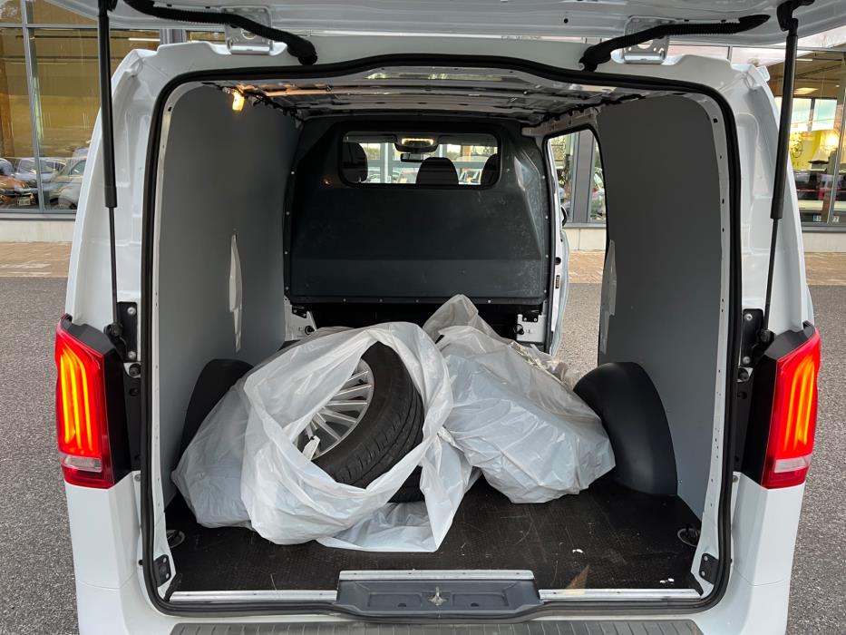 MERCEDES-BENZ Vito 2021