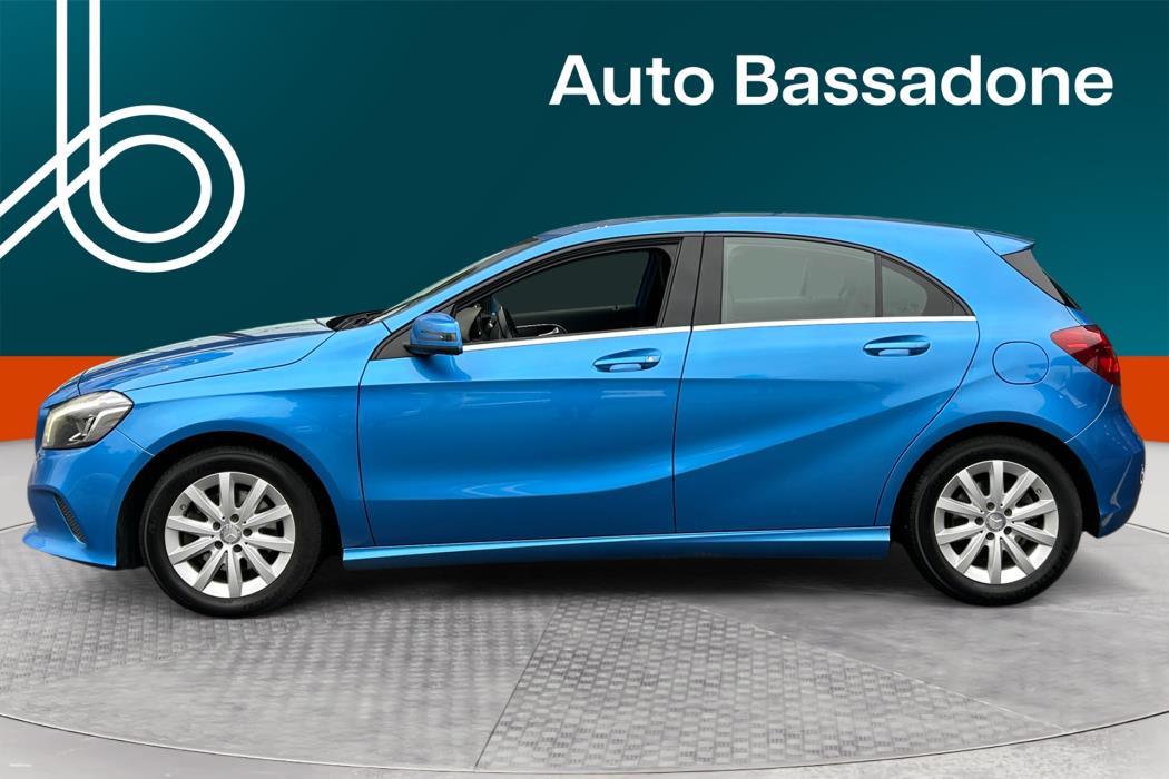 MERCEDES-BENZ A 2016