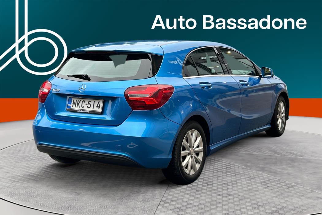 MERCEDES-BENZ A 2016