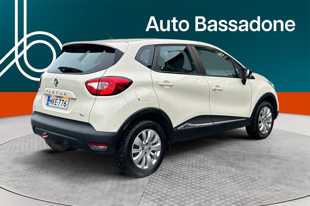 RENAULT Captur 2015