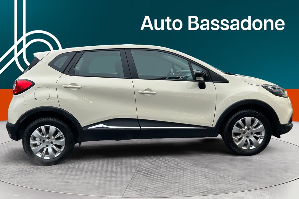 RENAULT Captur 2015