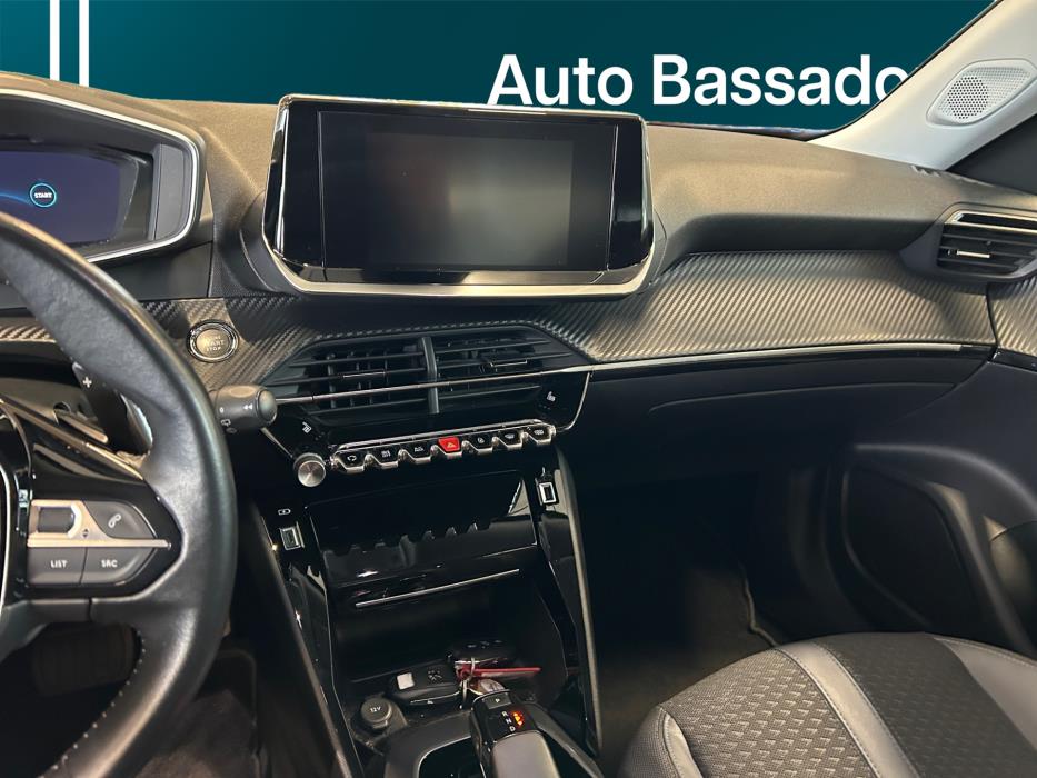PEUGEOT 2008 2020