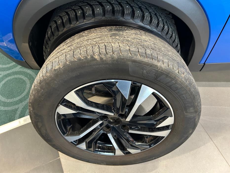 PEUGEOT 2008 2020