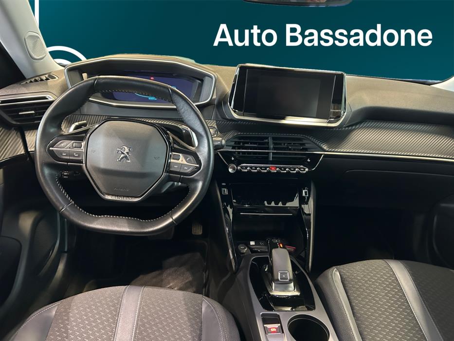PEUGEOT 2008 2020