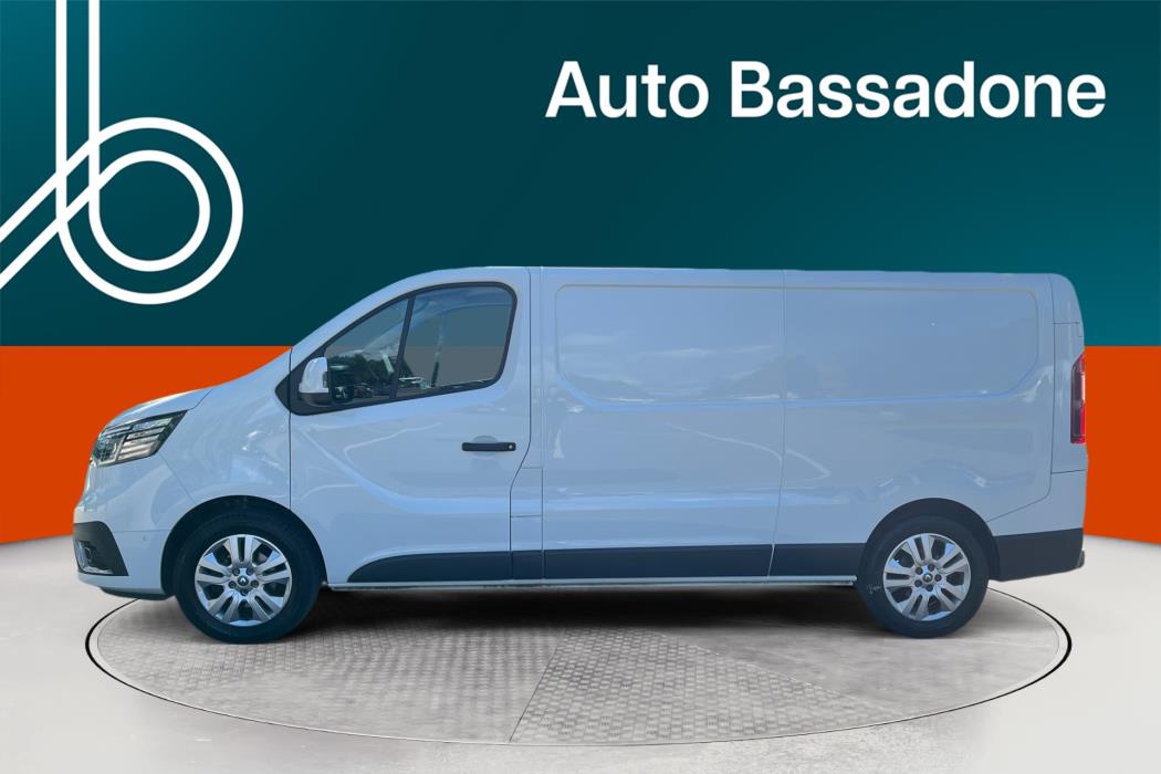 RENAULT Trafic 2022